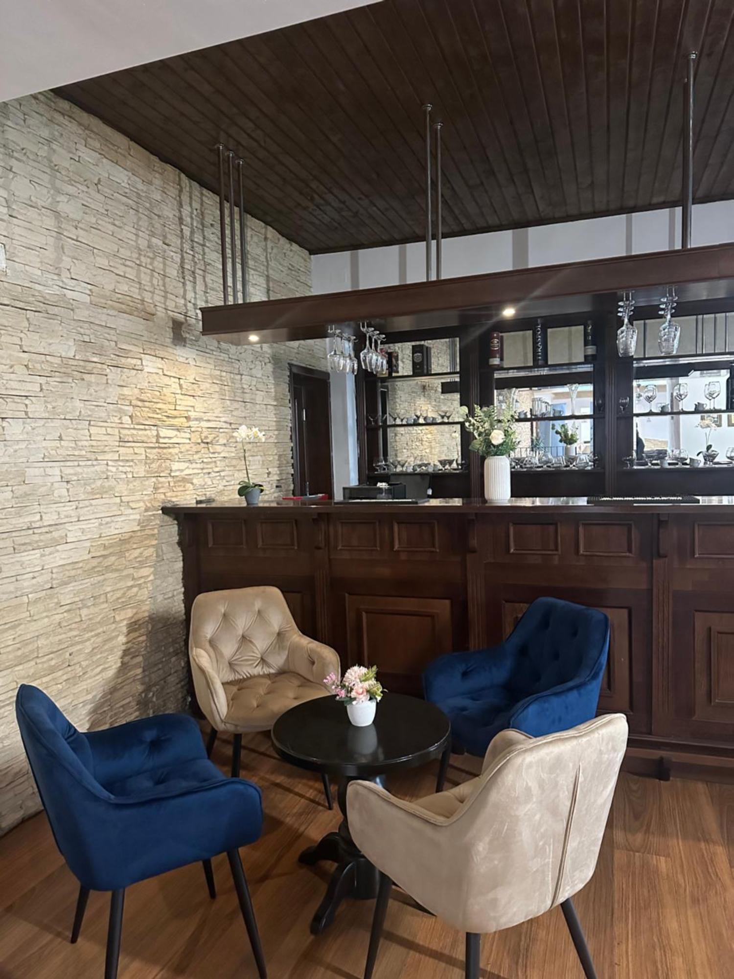 Hotel Soimul Брашов Екстериор снимка