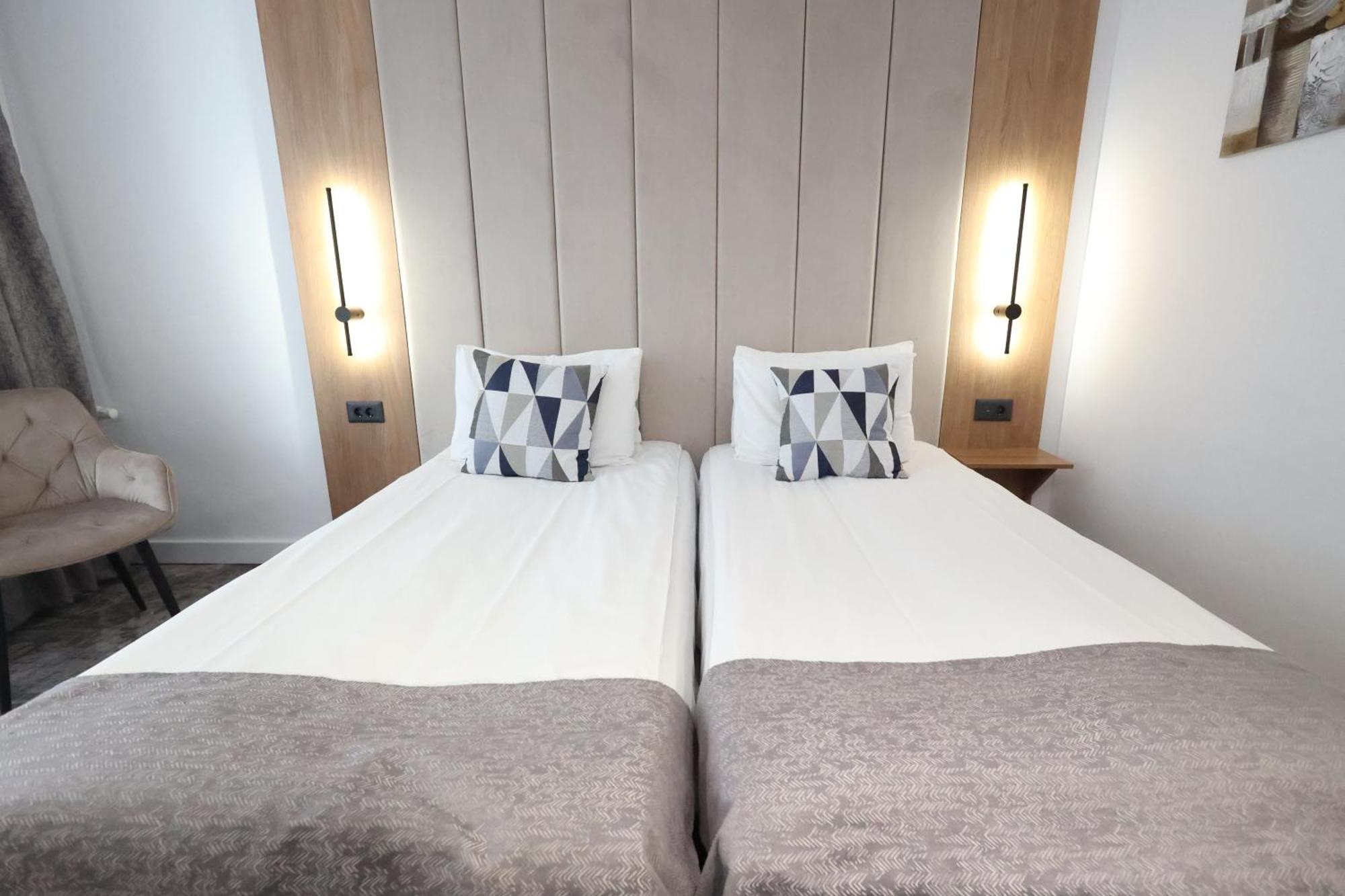 Hotel Soimul Брашов Екстериор снимка
