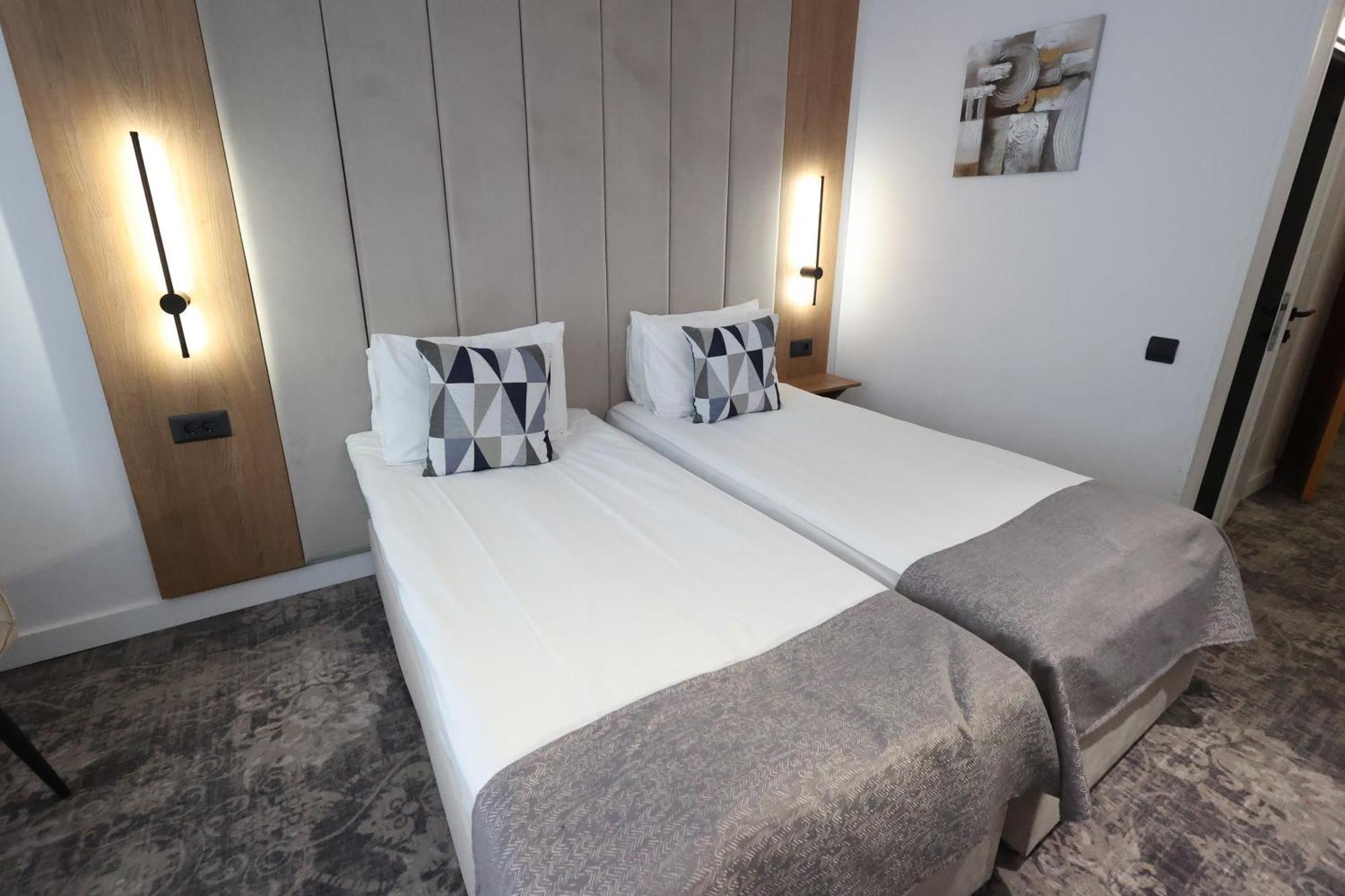 Hotel Soimul Брашов Екстериор снимка